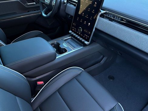 New 2026 GMC Sierra EV Elevation AWD/4WD image 15