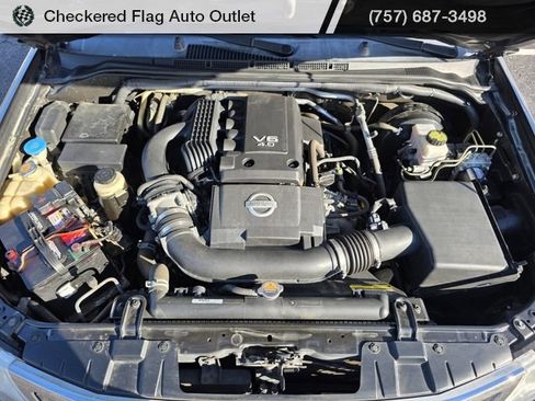 Used 2018 Nissan Frontier SV w/ Value Truck Package image 15