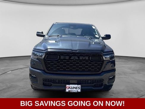 New 2026 RAM 1500 Express AWD/4WD image 3