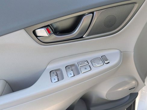 Used 2021 Hyundai Kona Ultimate image 27