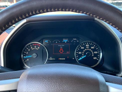 Used 2018 Ford F150 Lariat w/ Equipment Group 502A Luxury AWD/4WD image 26
