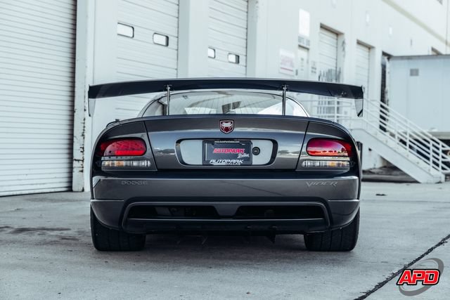Used 2009 Dodge Viper ACR RWD image 17