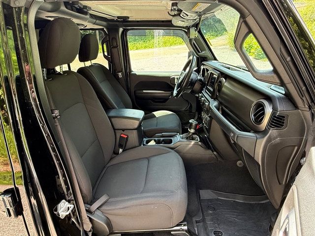 Used 2021 Jeep Gladiator Sport AWD/4WD image 17