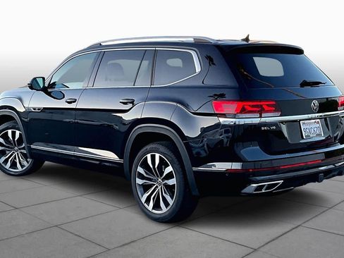 Used 2023 Volkswagen Atlas SEL Premium image 11