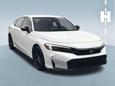 Used 2026 Honda Civic Sport image 2