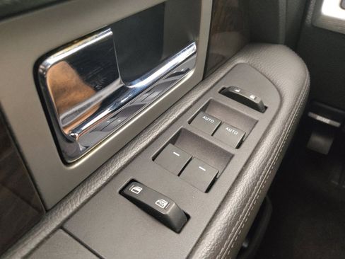 Used 2013 Ford F150 Platinum AWD/4WD image 27