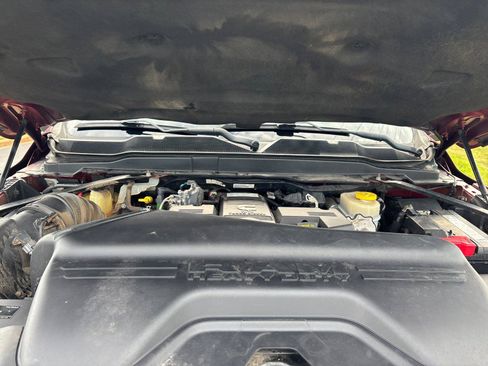 Used 2019 RAM 2500 Laramie AWD/4WD image 9