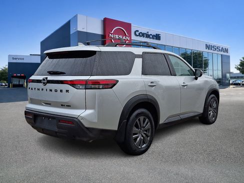 Certified 2024 Nissan Pathfinder SV w/ Black Appearance Package AWD/4WD image 6