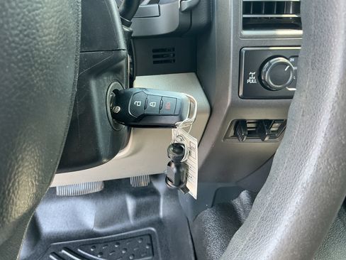 Used 2022 Ford F350 XL w/ STX Appearance Package AWD/4WD image 17