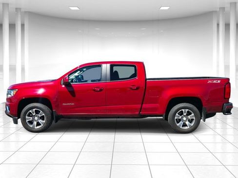 Used 2017 Chevrolet Colorado Z71 AWD/4WD image 3