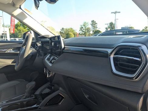Used 2025 Chevrolet TrailBlazer LT FWD image 33