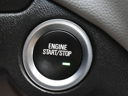 Used 2021 Chevrolet Equinox LS AWD/4WD image 15