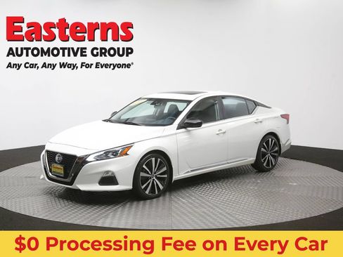 Used 2022 Nissan Altima 2.0 SR FWD image 57