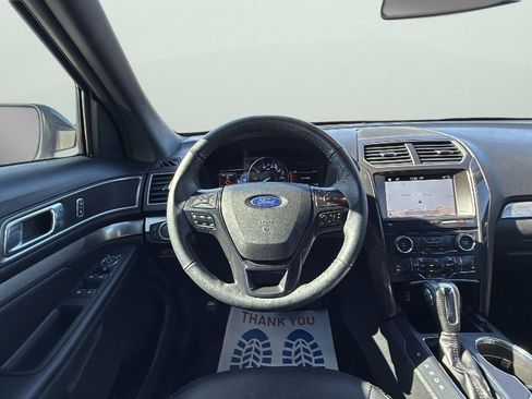 Certified 2018 Ford Explorer XLT w/ Equipment Group 202A image 13