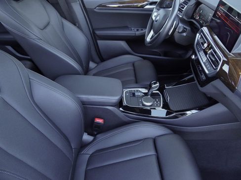 Certified 2024 BMW X3 sDrive30i RWD image 9