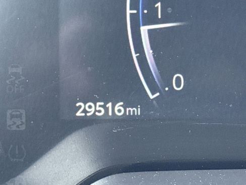 Used 2025 Toyota Corolla Cross XLE w/ Convenience Package FWD image 8