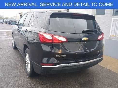 Used 2020 Chevrolet Equinox LT w/ Driver Convenience Package AWD/4WD image 3