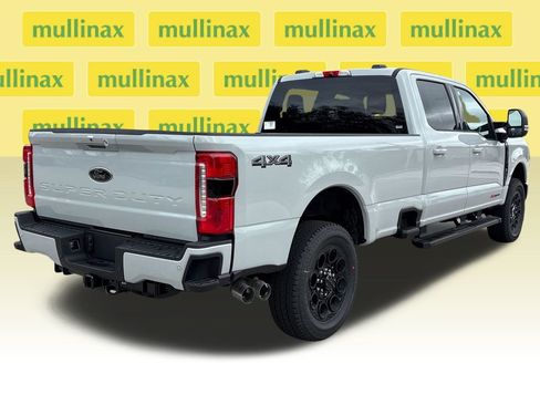 New 2026 Ford F250 XLT w/ XLT Premium Package AWD/4WD image 4