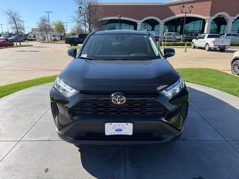Used 2024 Toyota RAV4 XLE image 2