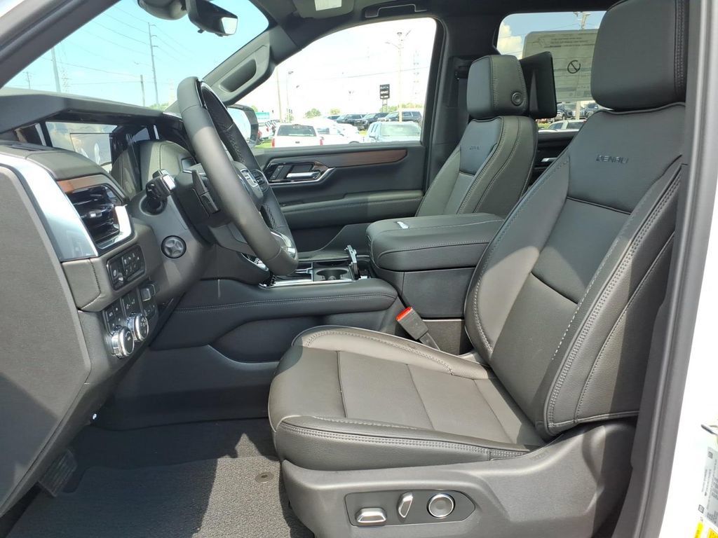 New 2026 GMC Yukon XL Denali w/ Advanced Technology Package AWD/4WD image 11
