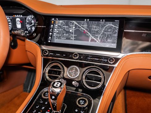 Used 2023 Bentley Continental GT Speed image 28