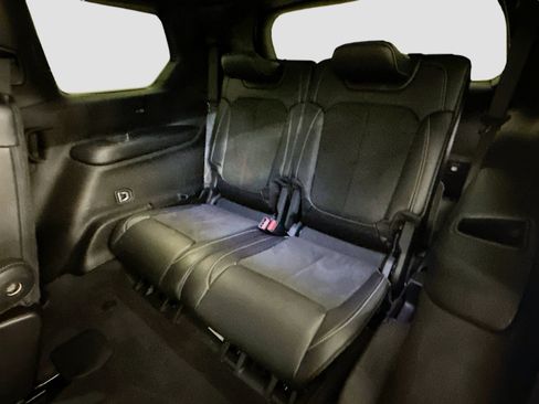 Used 2023 Jeep Grand Cherokee L Laredo AWD/4WD image 29