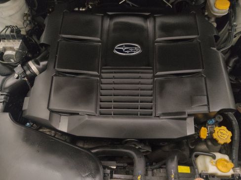 Used 2015 Subaru Legacy 3.6R Limited image 30