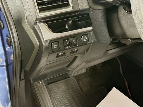 Used 2018 Subaru Forester 2.5i Touring AWD/4WD image 15
