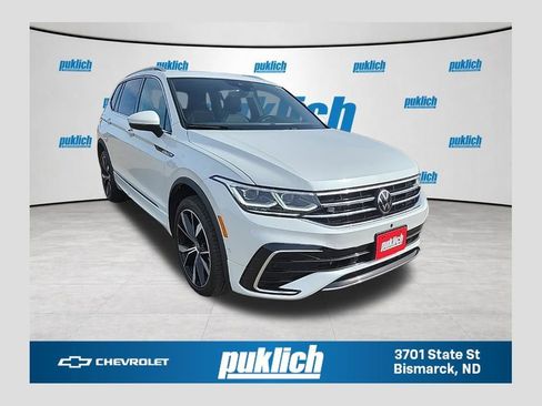 Used 2024 Volkswagen Tiguan SEL R-Line w/ MDO Package, Two-Row AWD/4WD image 1