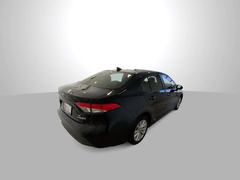 Used 2023 Toyota Corolla LE w/ LE Premium Package AWD/4WD image 8
