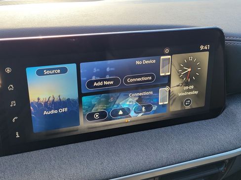 Certified 2025 Nissan Kicks SV w/ Charging Package FWD image 25