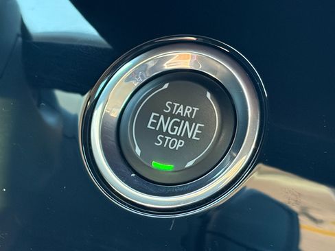 Used 2024 Buick Envision Sport Touring AWD/4WD image 33