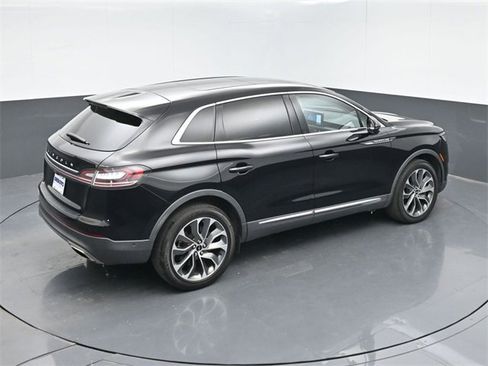 Used 2022 Lincoln Nautilus Reserve w/ Equipment Group 201A image 44