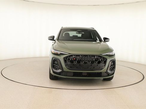 New 2025 Audi SQ5 Prestige image 11