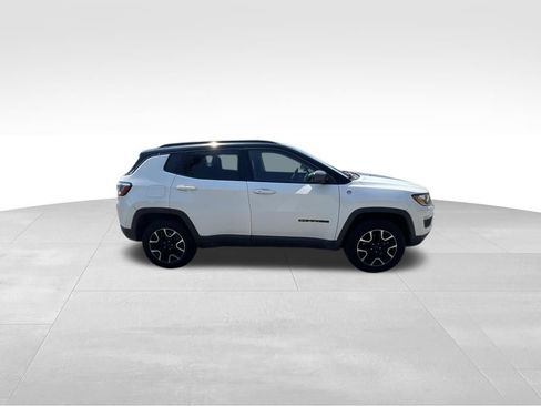 Used 2021 Jeep Compass Trailhawk AWD/4WD image 17