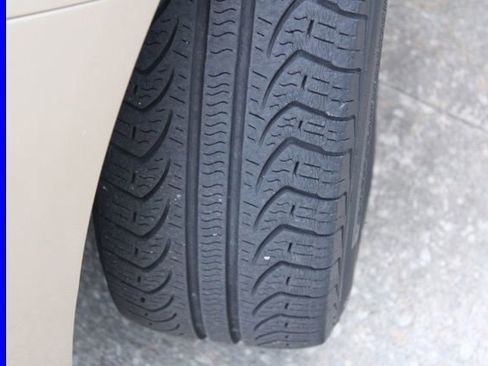 Used 2011 Toyota Corolla LE image 11