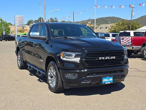 Used 2019 RAM 1500 Laramie w/ Sport Appearance Package AWD/4WD image 7