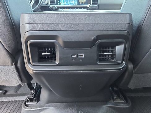 Certified 2022 Chevrolet Silverado 1500 LT Trail Boss w/ LT Trail Boss Premium Package AWD/4WD image 13