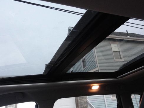 Used 2015 Nissan Rogue SL w/ SL Premium Package image 37