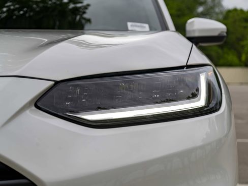 Used 2026 Honda HR-V LX image 11