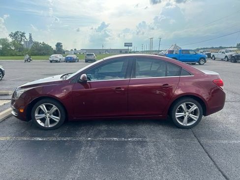 Used 2016 Chevrolet Cruze LT FWD image 3