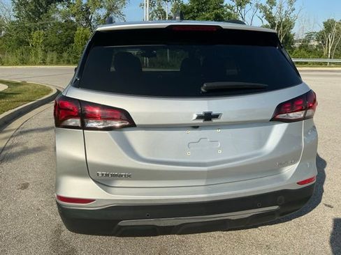 Used 2022 Chevrolet Equinox LT AWD/4WD image 10