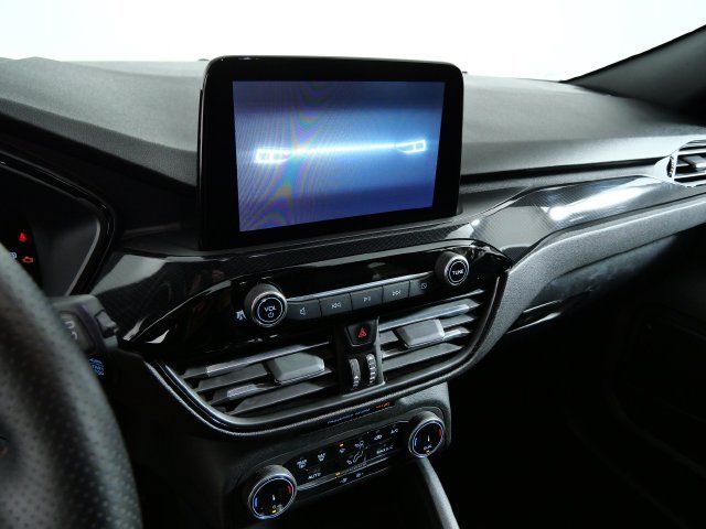 Certified 2025 Ford Escape ST-Line AWD/4WD image 18