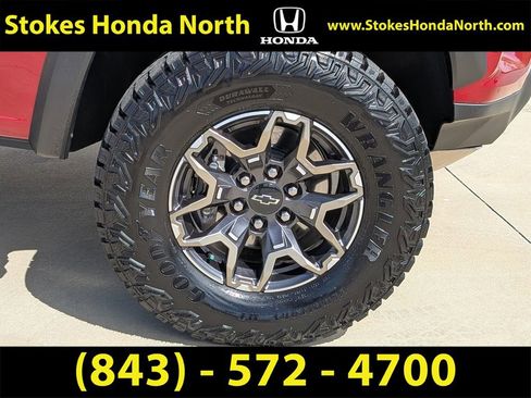 Used 2024 Chevrolet Colorado ZR2 w/ ZR2 Convenience Package III AWD/4WD image 12