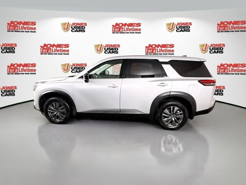 Certified 2024 Nissan Pathfinder S image 14