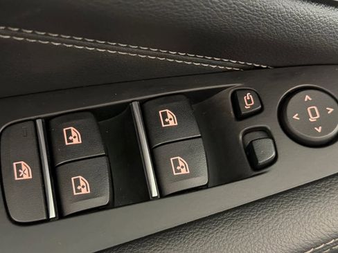 Used 2022 BMW X5 xDrive40i w/ M Sport Package image 13