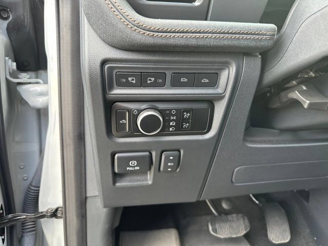 Used 2023 Ford F150 Lightning Lariat AWD/4WD image 16