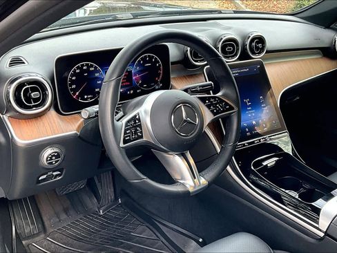 Used 2024 Mercedes-Benz C 300 Sedan image 17