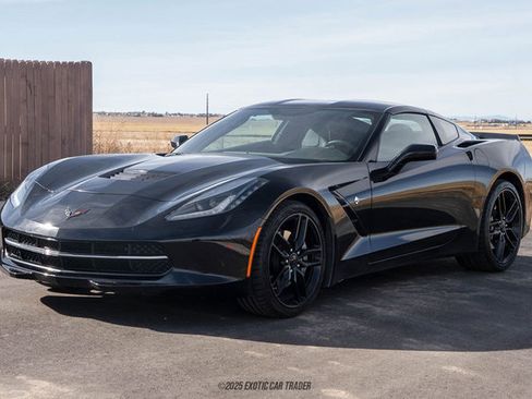 Used 2018 Chevrolet Corvette Stingray Coupe w/ 1LT image 14