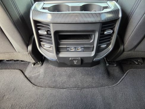 Used 2025 RAM 1500 Big Horn AWD/4WD image 16
